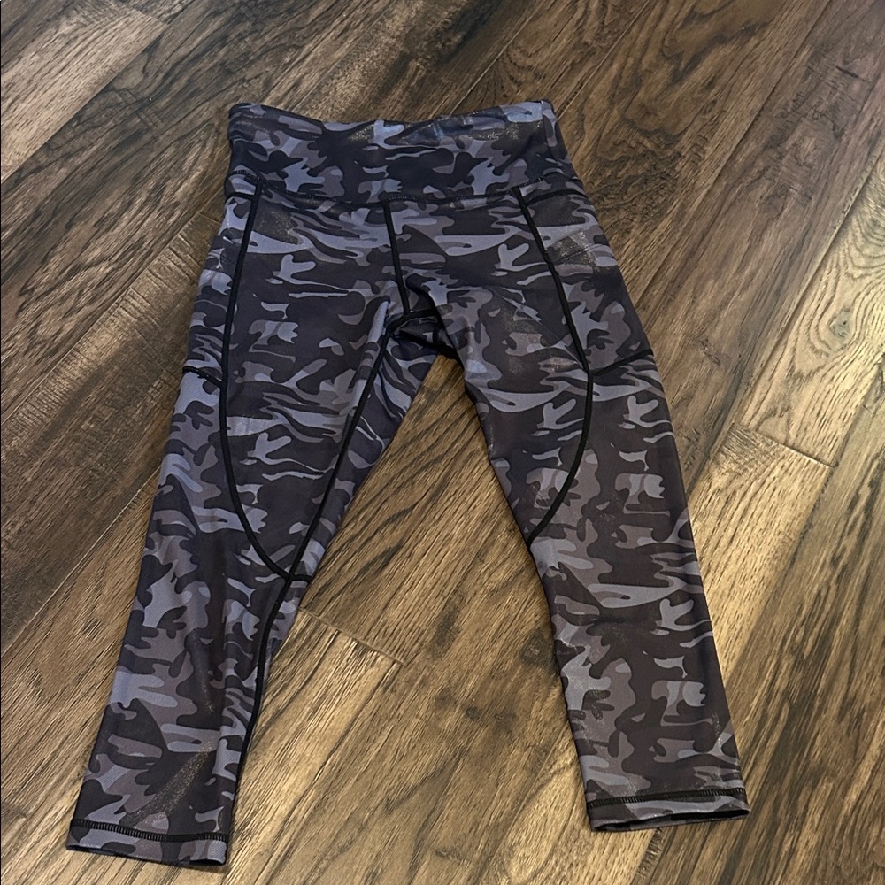 ZYIA women's Gray Camouflage Leggings